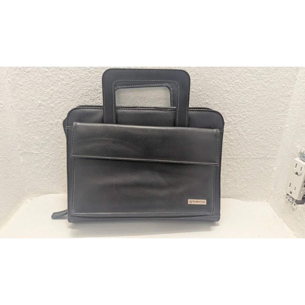 Franklin Covey Planner Binder w/Handle Vintage 7 Ring Black‎ Leather Zip Around